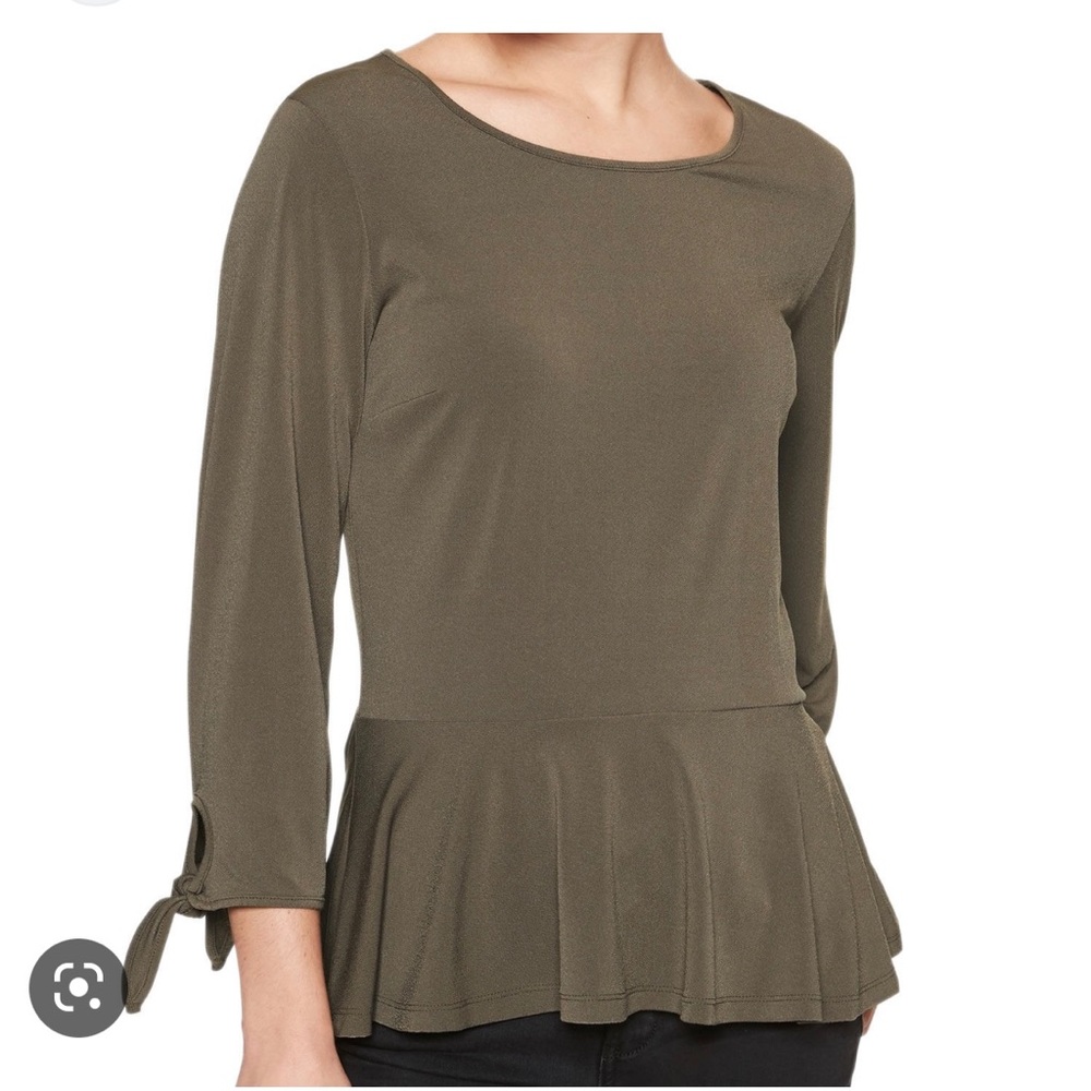 Brand new with tags Banana Republic factory Peplum Blouse size Small